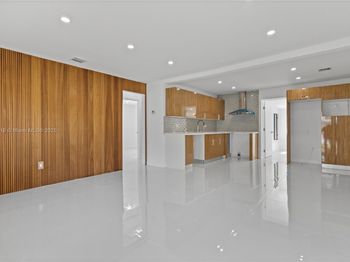 1524 SW 32 Ct