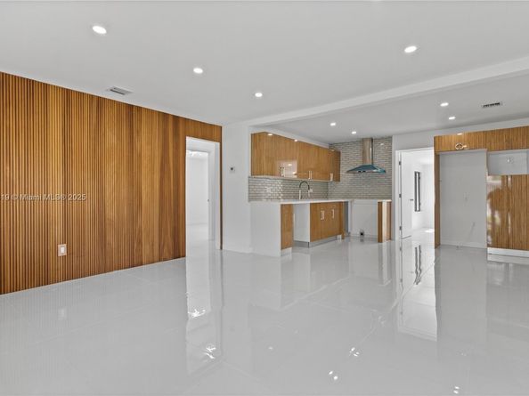 1524 SW 32 Ct, Fort Lauderdale FL 33315
