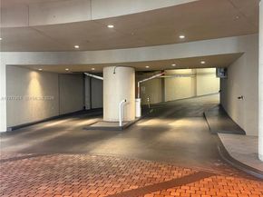 551 N Fort Lauderdale Beach Blvd R2201, Fort Lauderdale FL 33304