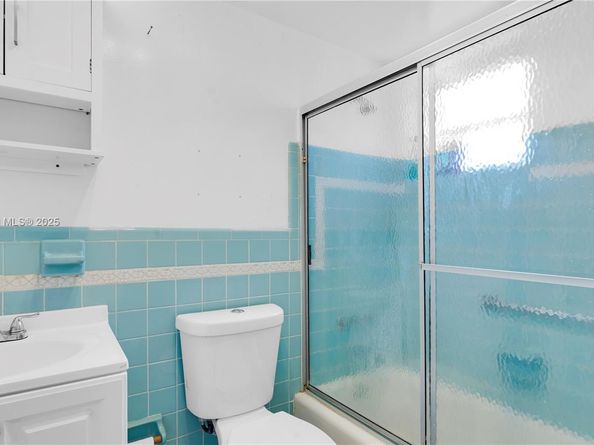 16900 NE 14th Ave 204, Miami FL 33162
