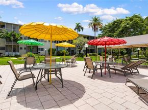 16900 NE 14th Ave 204, Miami FL 33162