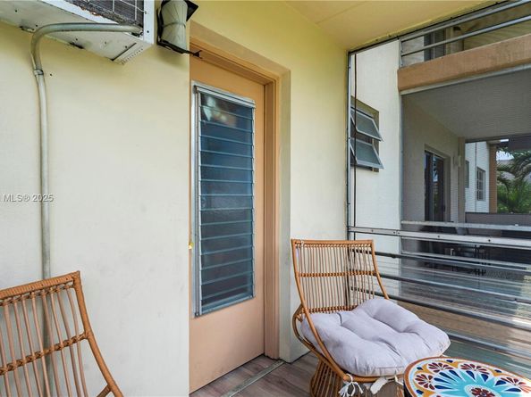16900 NE 14th Ave 204, Miami FL 33162