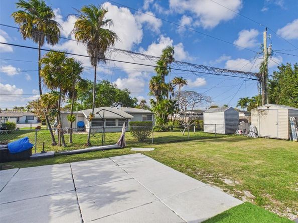 9911 Haitian Dr, Cutler Bay FL 33189