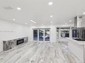 13467 NW 6th Dr, Plantation FL 33325