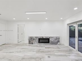 13467 NW 6th Dr, Plantation FL 33325