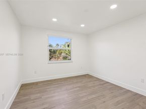 13467 NW 6th Dr, Plantation FL 33325