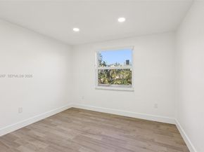 13467 NW 6th Dr, Plantation FL 33325