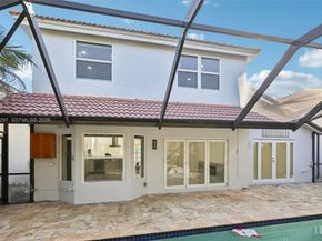 13467 NW 6th Dr, Plantation FL 33325