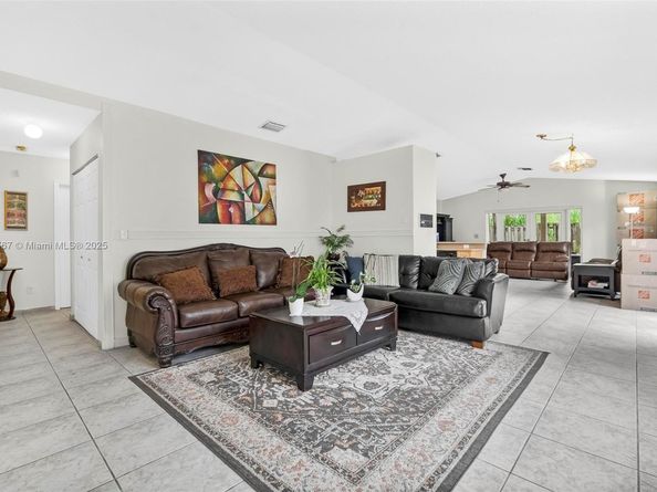 17482 SW 143rd Pl, Miami FL 33177
