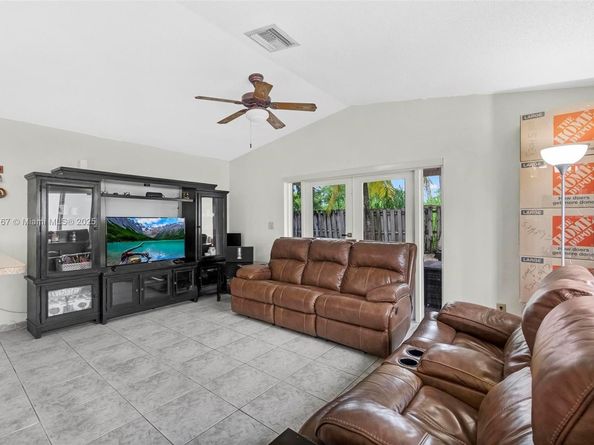 17482 SW 143rd Pl, Miami FL 33177
