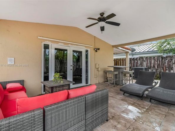 17482 SW 143rd Pl, Miami FL 33177