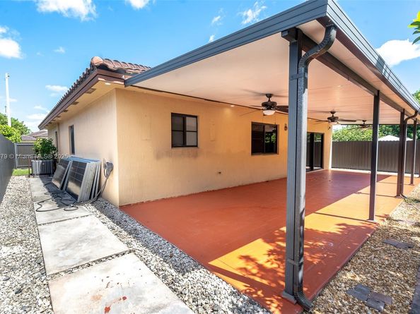 11846 SW 228th Ln, Miami FL 33170