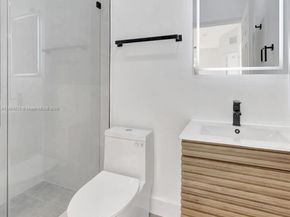 964 NE 41st Pl, Homestead FL 33033