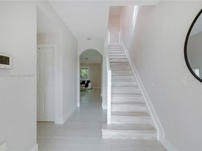 616 SE 37th Ter, Homestead FL 33033