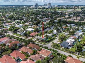 930 N 11th Ct, Hollywood FL 33019