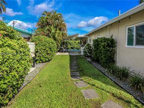 930 N 11th Ct, Hollywood FL 33019