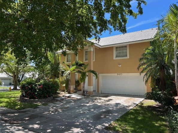 9410 SW 212th Ter, Cutler Bay FL 33189