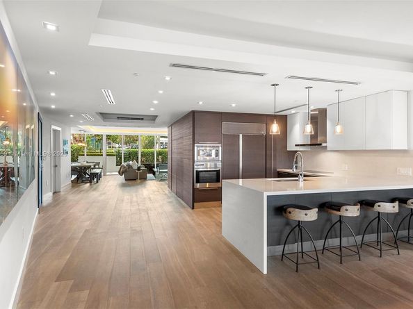 400 Alton Rd 509, Miami Beach FL 33139