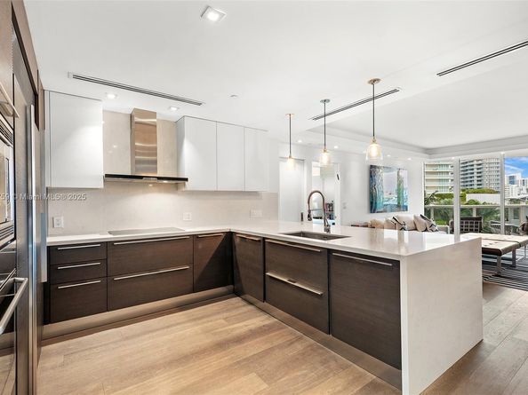 400 Alton Rd 509, Miami Beach FL 33139