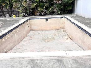 3324 SW 20th St, Miami FL 33145