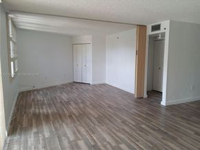 1300 Saint Charles Pl 222, Pembroke Pines FL 33026