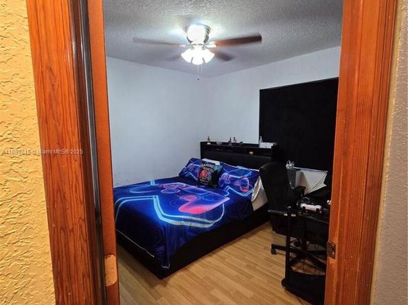 14868 SW 56th Ter, Miami FL 33193