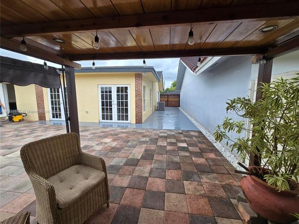 14868 SW 56th Ter, Miami FL 33193