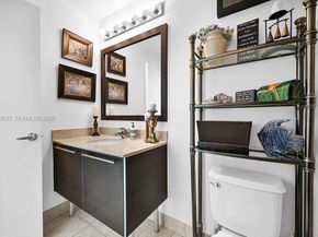 1900 N Bayshore Dr 5103, Miami FL 33132