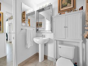 1900 N Bayshore Dr 5103, Miami FL 33132