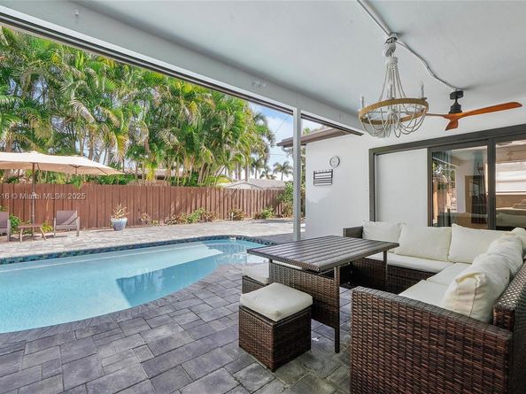 5800 NE 18th Ave, Fort Lauderdale FL 33334