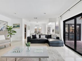 5800 NE 18th Ave, Fort Lauderdale FL 33334