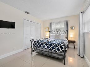 5800 NE 18th Ave, Fort Lauderdale FL 33334