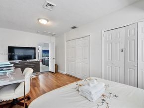 5800 NE 18th Ave, Fort Lauderdale FL 33334