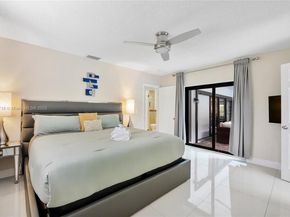 5800 NE 18th Ave, Fort Lauderdale FL 33334