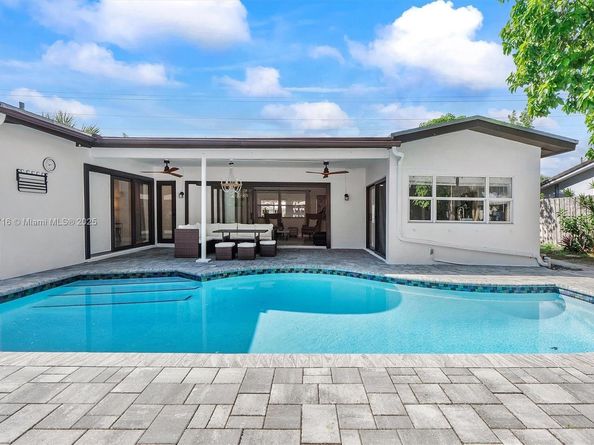 5800 NE 18th Ave, Fort Lauderdale FL 33334