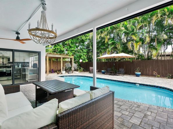 5800 NE 18th Ave, Fort Lauderdale FL 33334