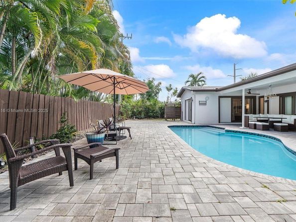 5800 NE 18th Ave, Fort Lauderdale FL 33334