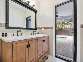 5800 NE 18th Ave, Fort Lauderdale FL 33334