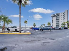 1075 NE Miami Gardens Dr 306, Miami FL 33179