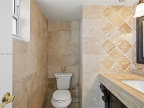 1075 NE Miami Gardens Dr 306, Miami FL 33179