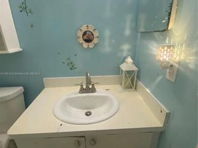 14902 SW 65th Ter, Miami FL 33193