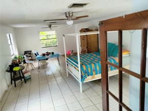 14902 SW 65th Ter, Miami FL 33193