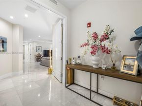718 Valencia Ave 206, Coral Gables FL 33134
