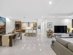 718 Valencia Ave 206, Coral Gables FL 33134