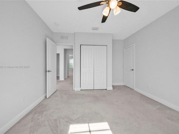 1101 Azul Ct, Deerfield Beach FL 33064