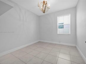 1101 Azul Ct, Deerfield Beach FL 33064