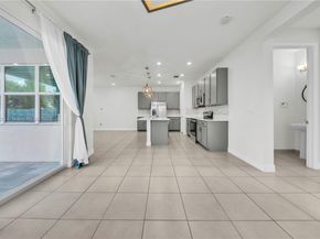 1101 Azul Ct, Deerfield Beach FL 33064