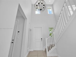 1101 Azul Ct, Deerfield Beach FL 33064