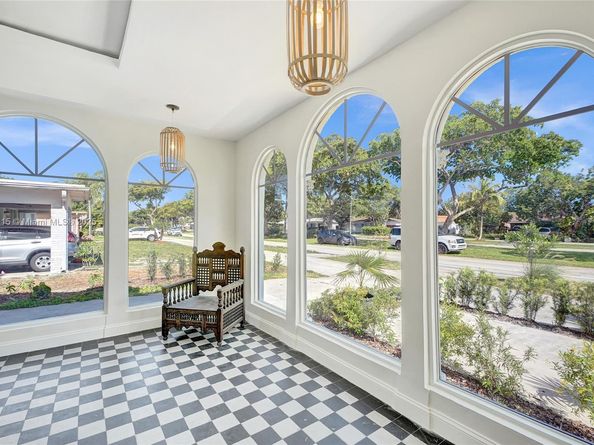 1731 NE 171st St, North Miami Beach FL 33162