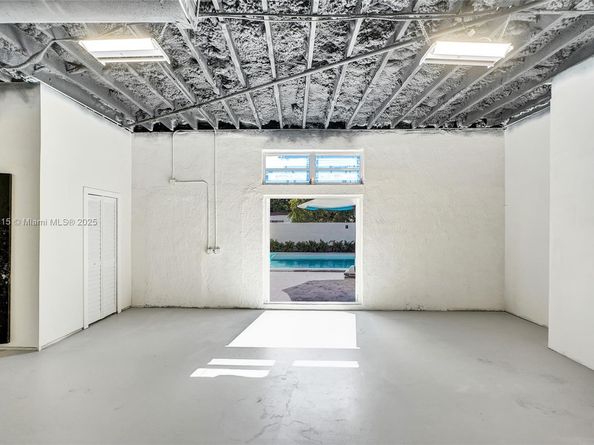 1731 NE 171st St, North Miami Beach FL 33162
